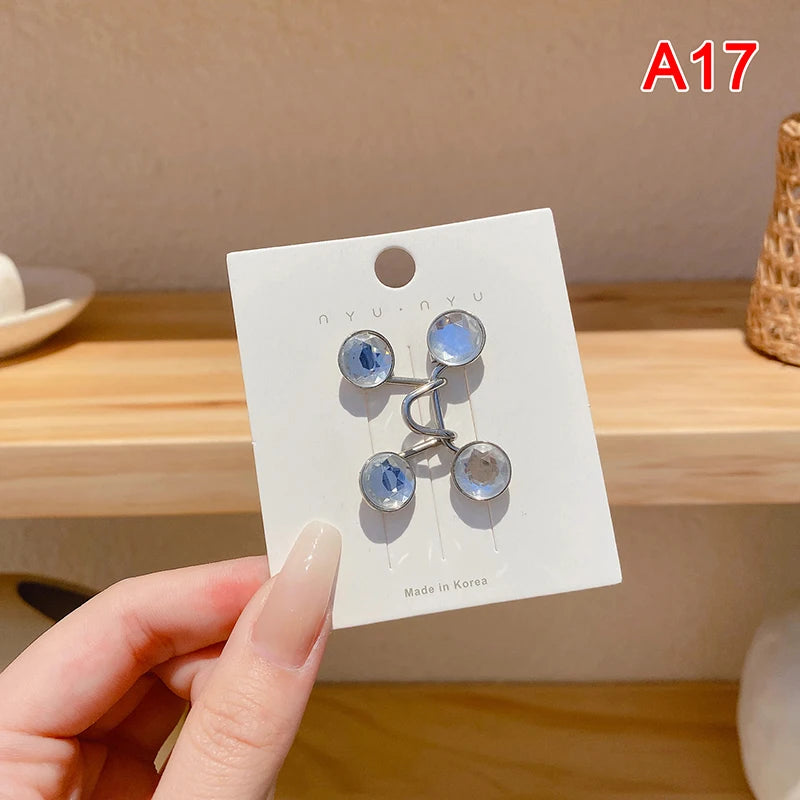 Waist Brooches