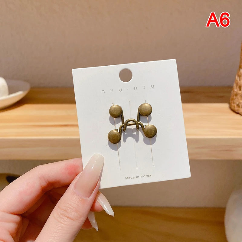 Waist Brooches