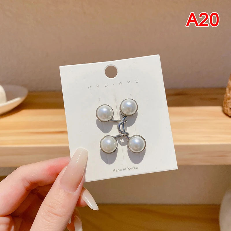 Waist Brooches